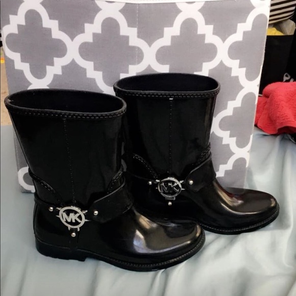 Michael Kors Boots - Picture 2 of 2